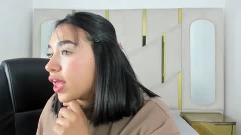 Snapshot of isabellrodriguez18 chatting on 09.16.25 isabellrodriguez18 online show from 09.16.25