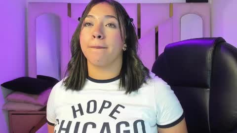 isabellrodriguez18 online show from 04.04.26