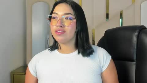 isabellrodriguez18 online show from 05.11.26