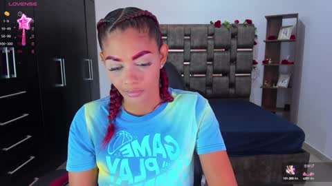 Hi mi name is Isabel  online show from 12.15.24