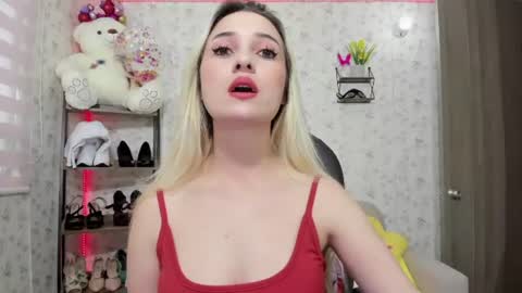 ISABELLA online show from 03.10.26