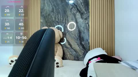 ISADORA online show from 02.19.26