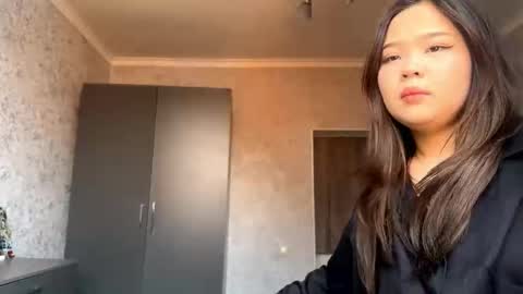 isascullark online show from 02.23.26