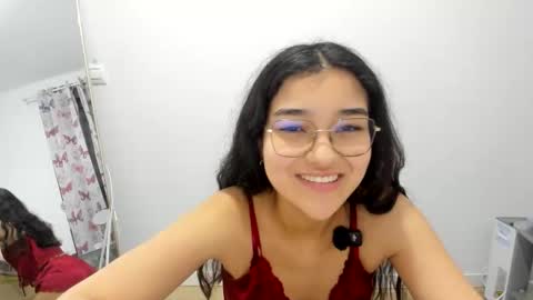 Isa Suarez online show from 04.06.26