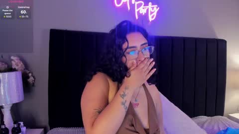 Snapshot of isaxcurves chatting on 05.27.26 Isabela Isa for lovers online show from 05.27.26