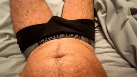 isemencum18 online show from 12.20.24