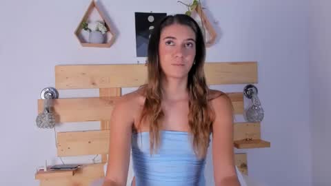 Snapshot of ishabellalopez chatting on 12.29.24 ishabellalopez online show from 12.29.24