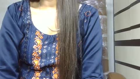 Snapshot of ishika_ishu chatting on 03.06.26 ishika_ishu online show from 03.06.26