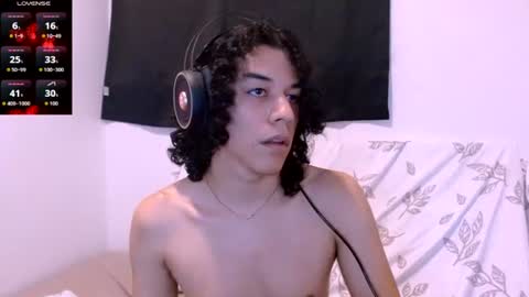 Snapshot of isidroglasc chatting on 06.14.26 Isidro online show from 06.14.26