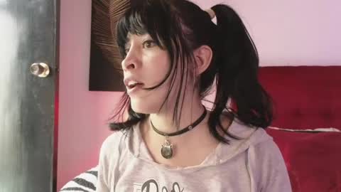 Snapshot of isis_diosa chatting on 05.03.26 Ana Maria online show from 05.03.26