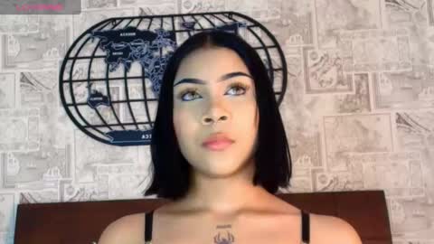 Snapshot of isis_jhempss chatting on 01.14.25 Isis online show from 01.14.25