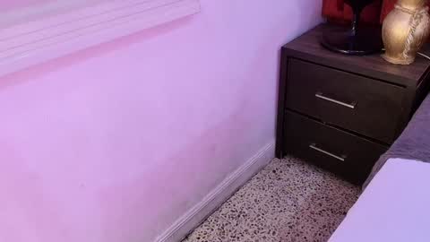 Snapshot of isis_jhempss chatting on 01.25.25 Isis online show from 01.25.25