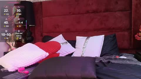 Snapshot of isis_jhempss chatting on 02.21.25 Isis online show from 02.21.25