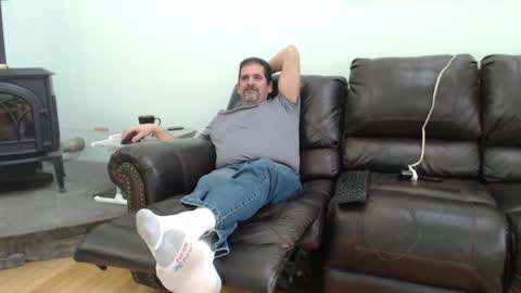 Snapshot of islandguy70 chatting on 12.27.24 Jim online show from 12.27.24