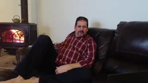 Snapshot of islandguy70 chatting on 01.03.25 Jim online show from 01.03.25