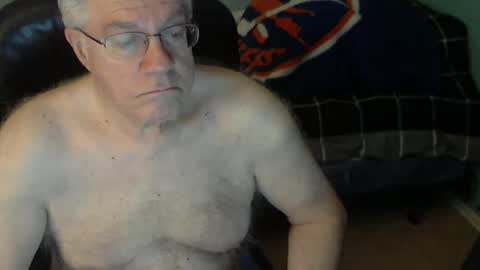 Snapshot of islesman22 chatting on 02.18.25 islesman22 online show from 02.18.25