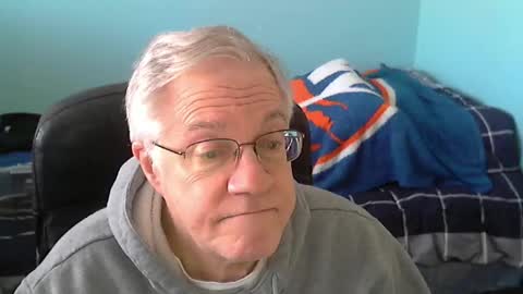 Snapshot of islesman22 chatting on 02.22.25 islesman22 online show from 02.22.25