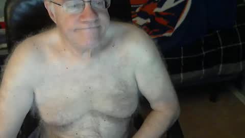 Snapshot of islesman22 chatting on 10.07.25 islesman22 online show from 10.07.25