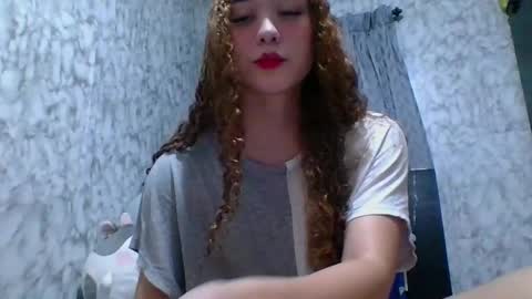 Snapshot of issa30213 chatting on 12.22.24 Issa online show from 12.22.24