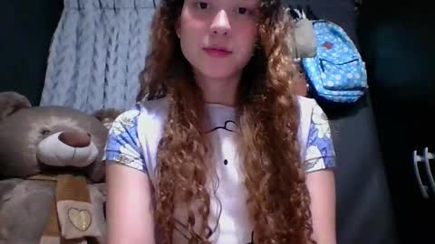 Snapshot of issa30213 chatting on 10.05.25 Issa online show from 10.05.25