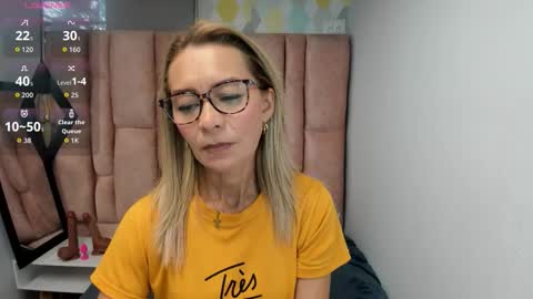 ISSA MILF online show from 03.02.26