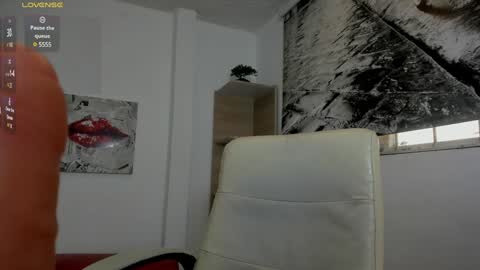 Snapshot of issa_nassar chatting on 01.13.25 Issa  online show from 01.13.25
