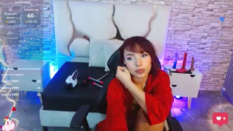 Snapshot of issa_tay1 chatting on 10.17.25 Issa online show from 10.17.25