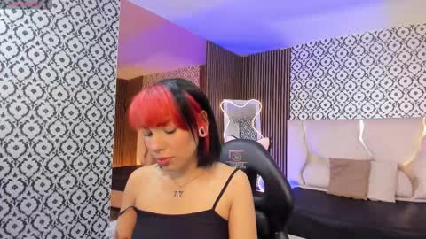 Snapshot of issa_tay1 chatting on 02.08.26 Issa online show from 02.08.26