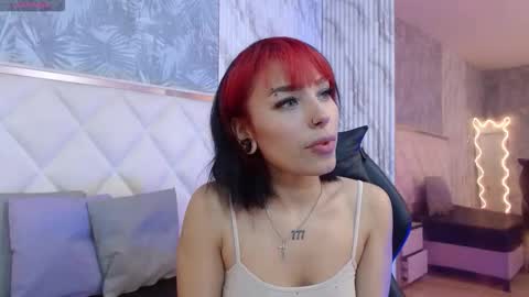 Snapshot of issa_tay1 chatting on 02.11.26 Issa online show from 02.11.26