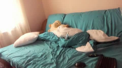 Issabelle online show from 01.08.26