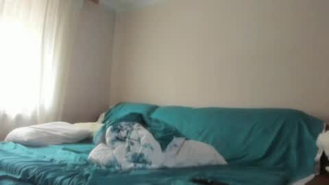 Issabelle online show from 04.08.26