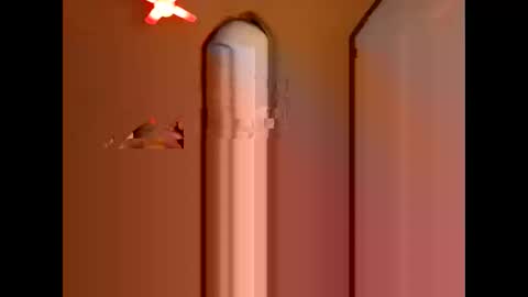 Snapshot of issis_demon chatting on 01.04.25 Yiz online show from 01.04.25