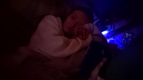 Snapshot of issyamazin667 chatting on 12.05.25 Girlnextdoor online show from 12.05.25