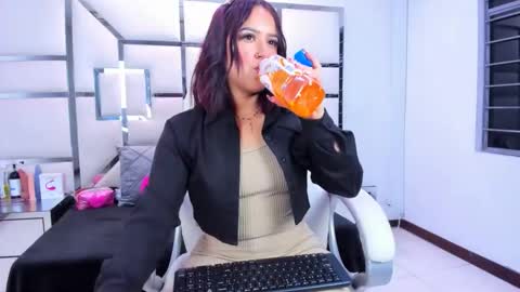 Issys online show from 02.17.26