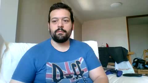 Snapshot of italianbigboy932 chatting on 05.12.26 italianbigboy932 online show from 05.12.26
