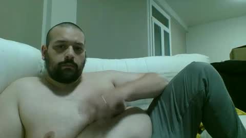 Snapshot of italianbigboy932 chatting on 05.19.26 italianbigboy932 online show from 05.19.26
