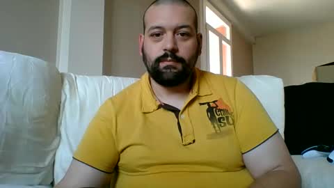 Snapshot of italianbigboy932 chatting on 05.20.26 italianbigboy932 online show from 05.20.26