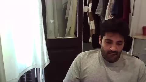 italianboybcn online show from 11.05.25