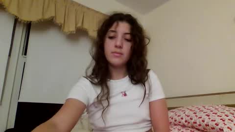 Snapshot of italiankittyx chatting on 05.07.26 ItalianKitty online show from 05.07.26