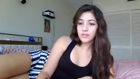 Snapshot of italiankittyx chatting on 05.24.26 ItalianKitty online show from 05.24.26