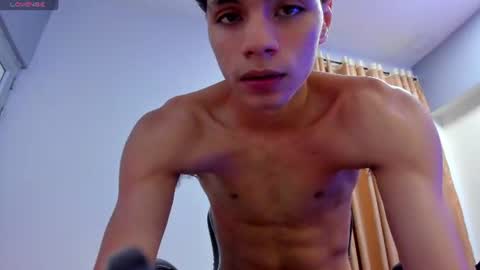 Snapshot of ithan_hot chatting on 06.10.26 ithan_hot online show from 06.10.26