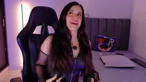 K A R I online show from 04.24.26