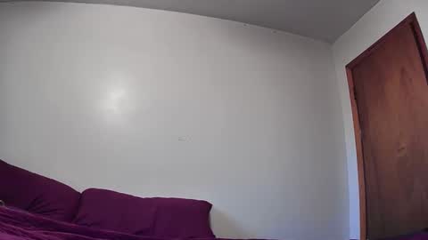 Its HoneyVex online show from 05.06.26