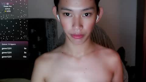 Snapshot of its_me_cora chatting on 02.15.25 Cora online show from 02.15.25