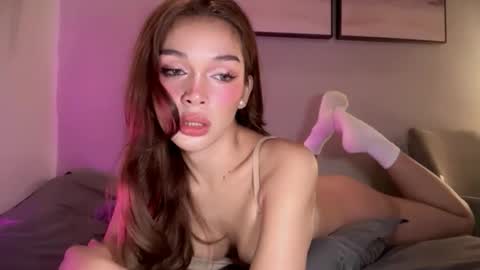 Snapshot of its_me_kelly chatting on 09.10.25 KellyPuth online show from 09.10.25