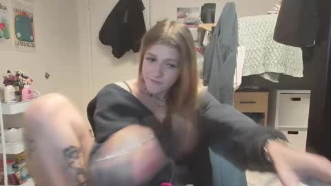 Alex Love online show from 02.25.25