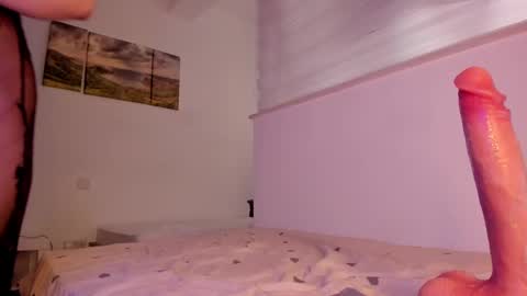 Isabella online show from 03.10.25