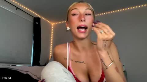 itsirelandbby online show from 05.18.26