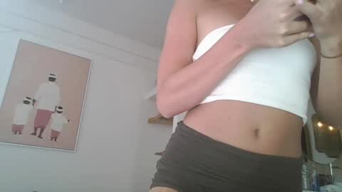 Snapshot of itskatarina chatting on 05.06.26 katarina online show from 05.06.26