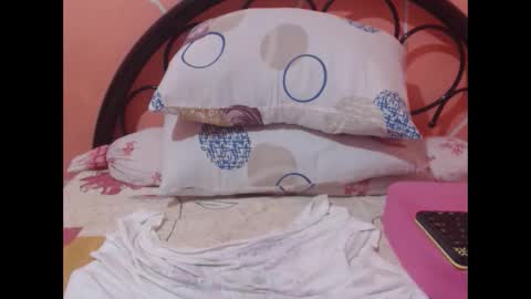 Kitty online show from 10.15.25